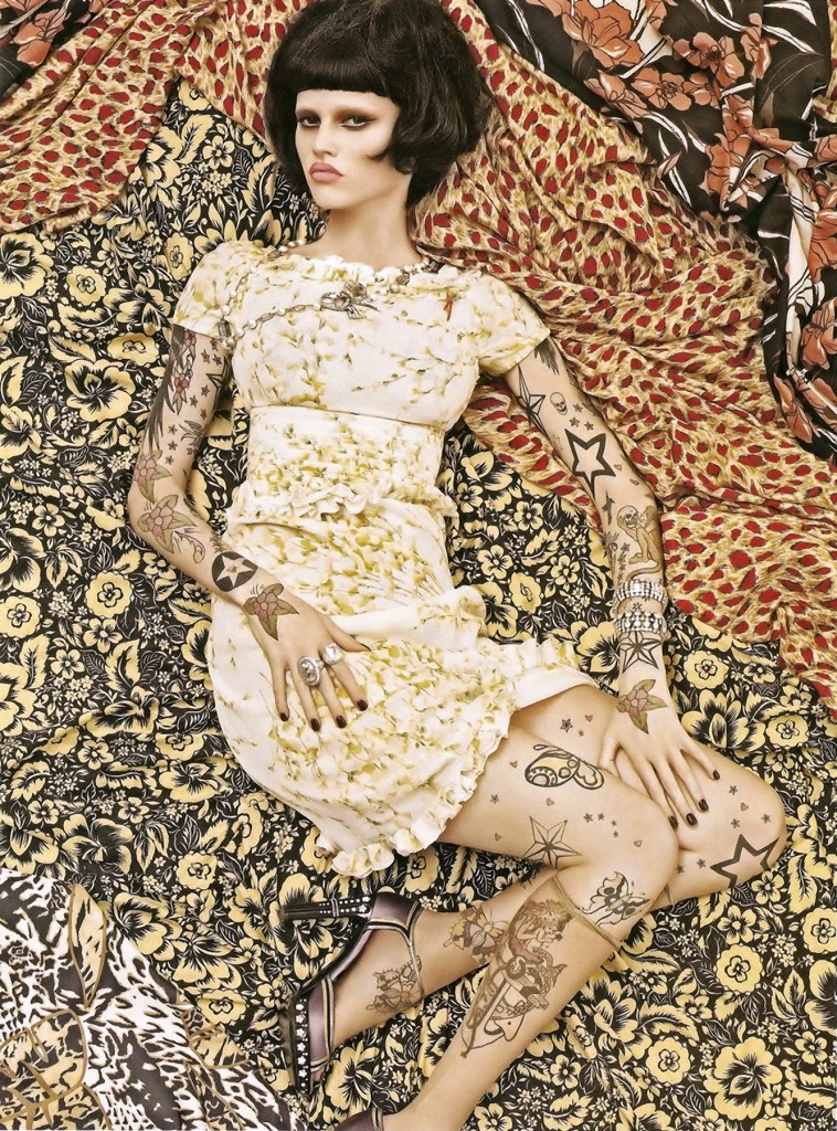 11_65301_vogue_patterns-vogue_italia_dec_2007-steven_meisel-nv07_122_826lo-758x1024