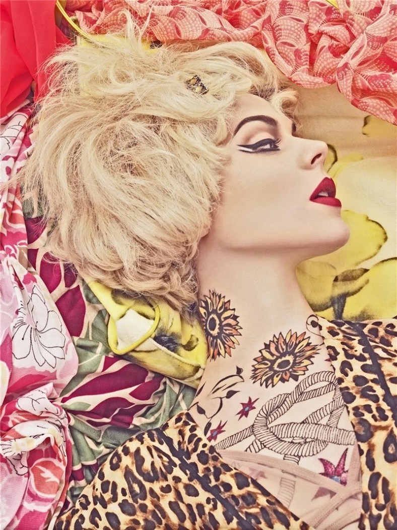 20_steven-meisel-vogue-patterns-10