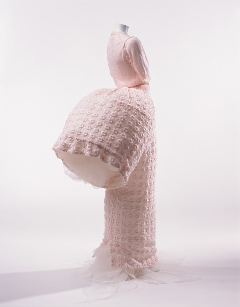 12_Rei_Kawakubo_V4_AC009273aa