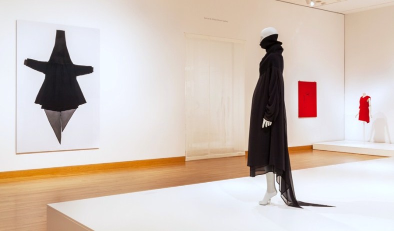 9_ correct_13-future-beauty2