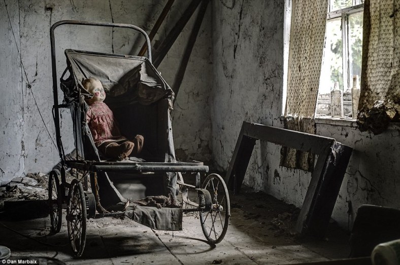 23_article-2401848-1B7290C4000005DC-925_964x640