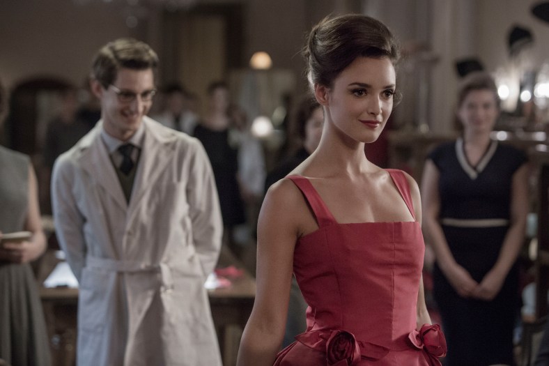 6_charlotte-le-bon-ysl