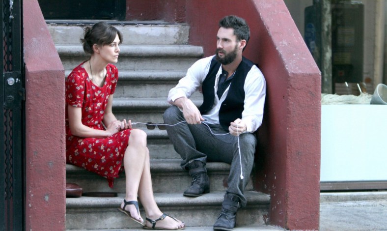 14_adam-levine-keira-knightley-song-set-01