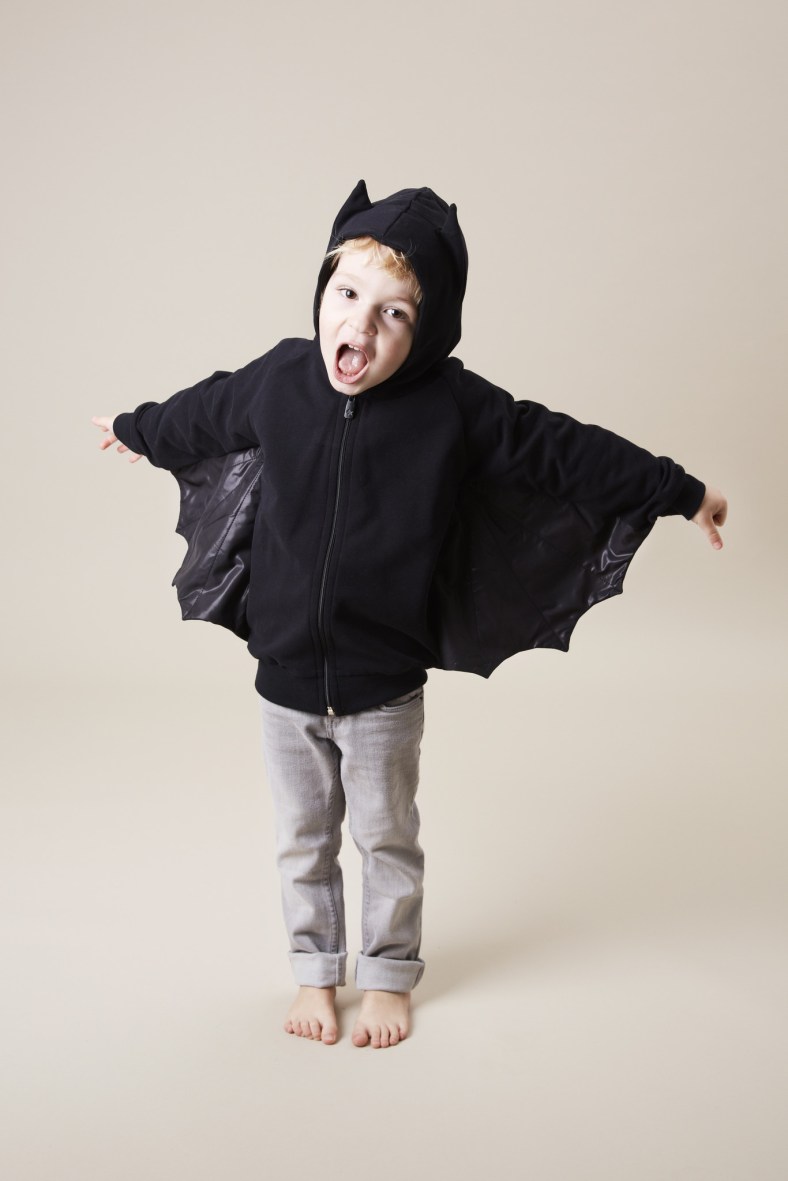 12_Superfly_sweat_w._zipper