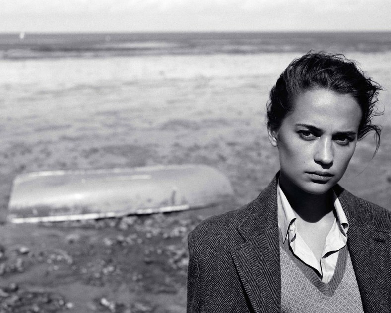 2_alicia-vikander-alasdair-mclellan-vogue-uk-aug-+(6)